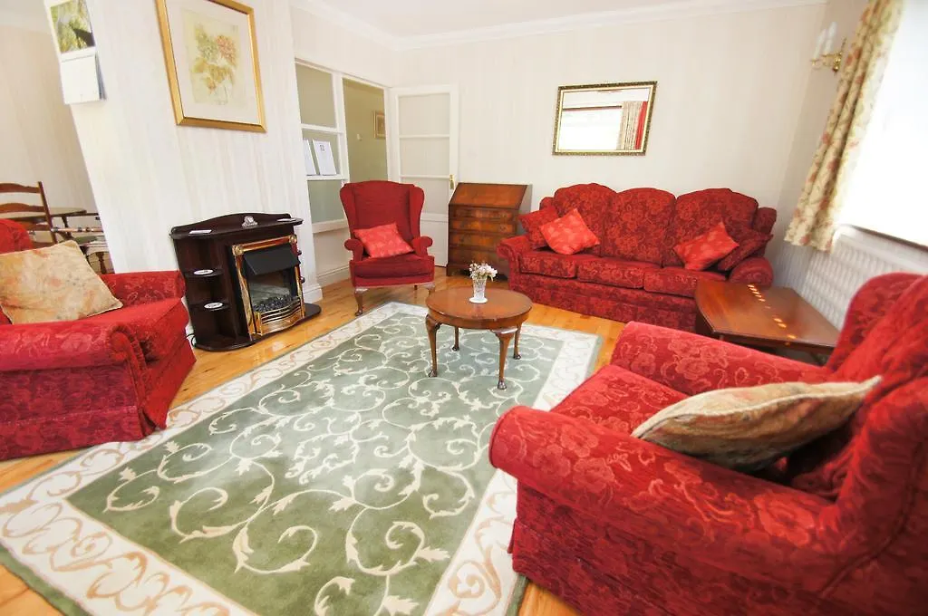 Holiday home Dean Court Garden - Parking - By Brighton Holiday Lets United Kingdom